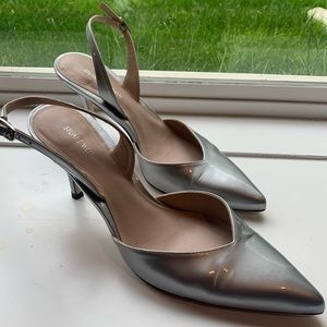 Grey/Silver Closed Toe Heels Stuart Weitzman